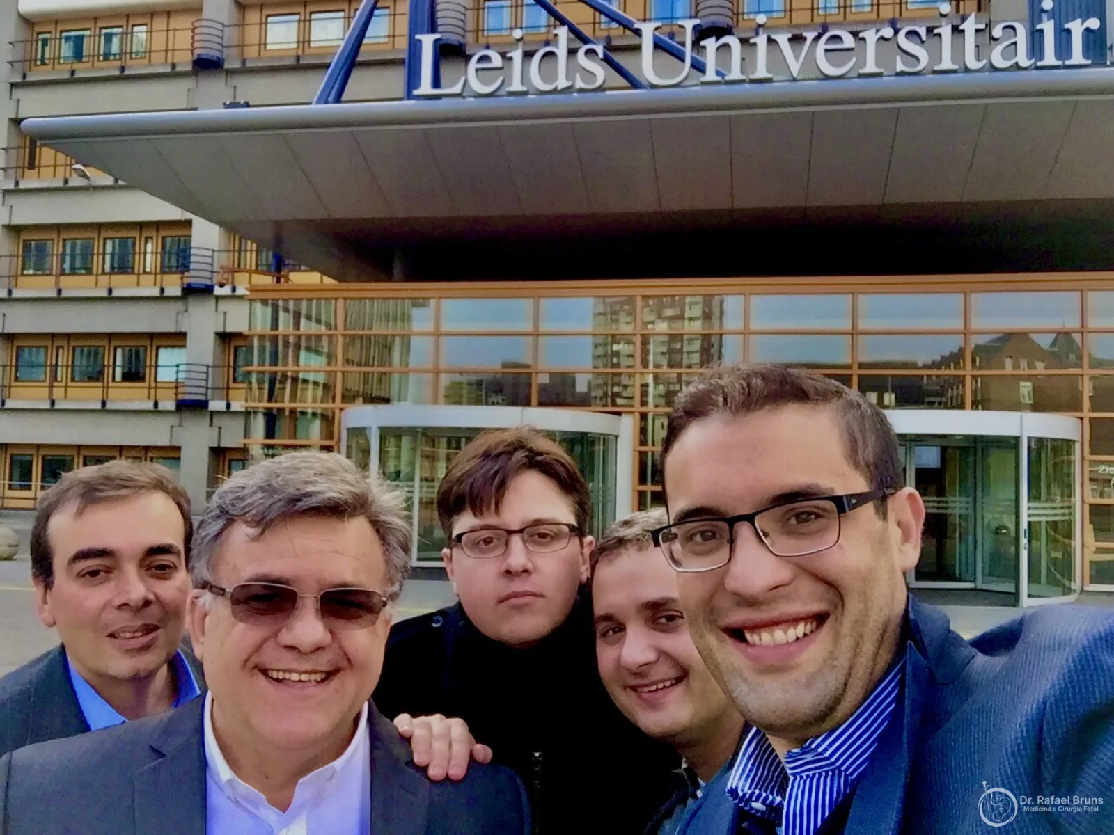 Médicos brasileiros no treinamento de cirurgia fetal a laser para STFF no Leiden University Medical Center em 2015 — Dr. Mauricio Barbosa, Dr. Antonio Moron, Dr. Edward Araujo Junior, Dr. Rafael Bruns e Dr. Eduardo Santana