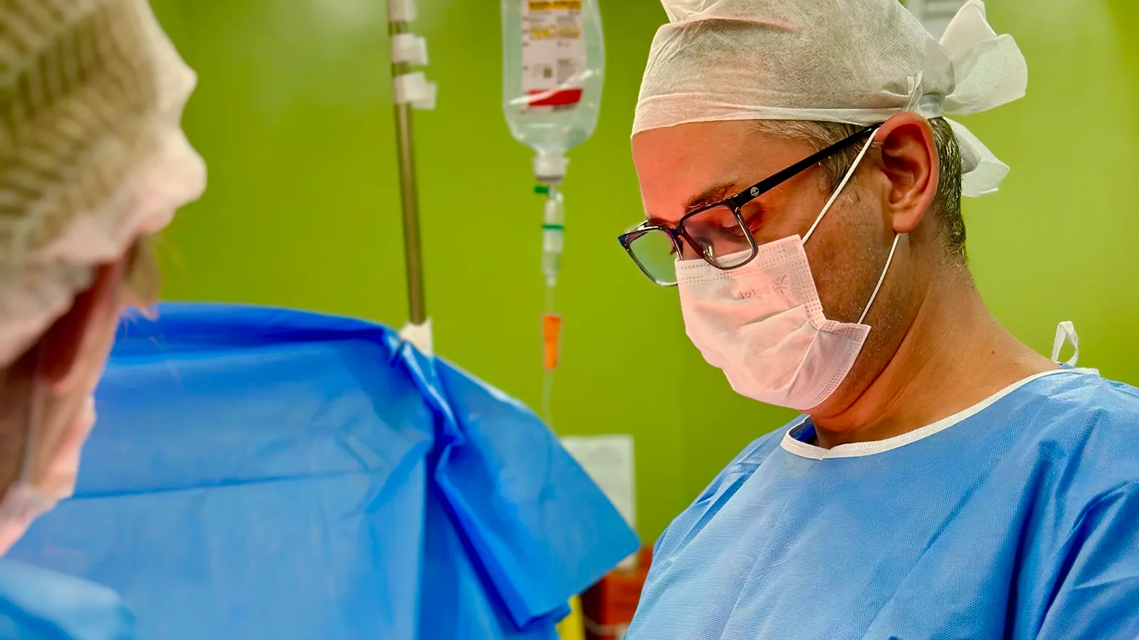 Mielomeningocele: o que a cirurgia pré-natal pode mudar — e o que o estudo MOMS provou